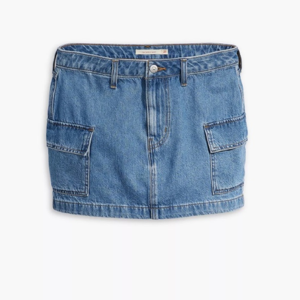 NWT Levi’s 94 Cargo Mini Skirt 28 Medium Wash